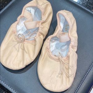 BLOCH ballet slippers